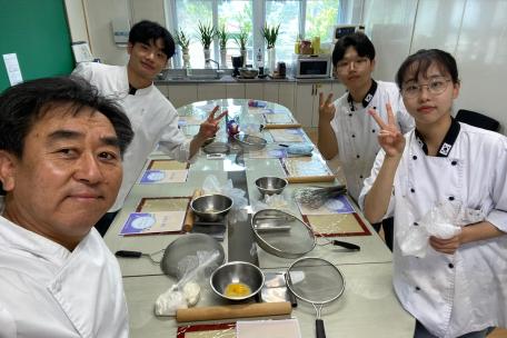 바리스타제과제빵과 신영초 마을선생님 제과제빵 수업