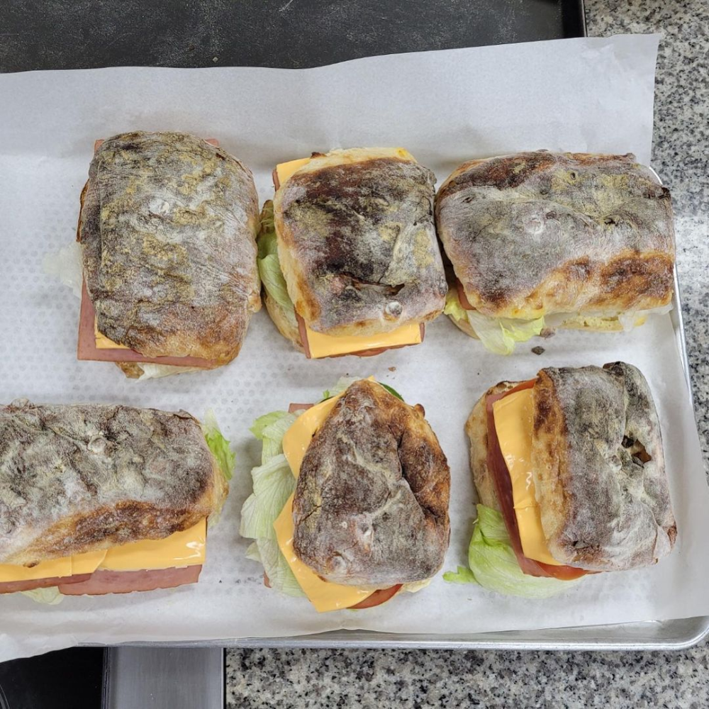2학년 1학기 고급제빵실습 - 치아바타 샌드위치 이미지 2